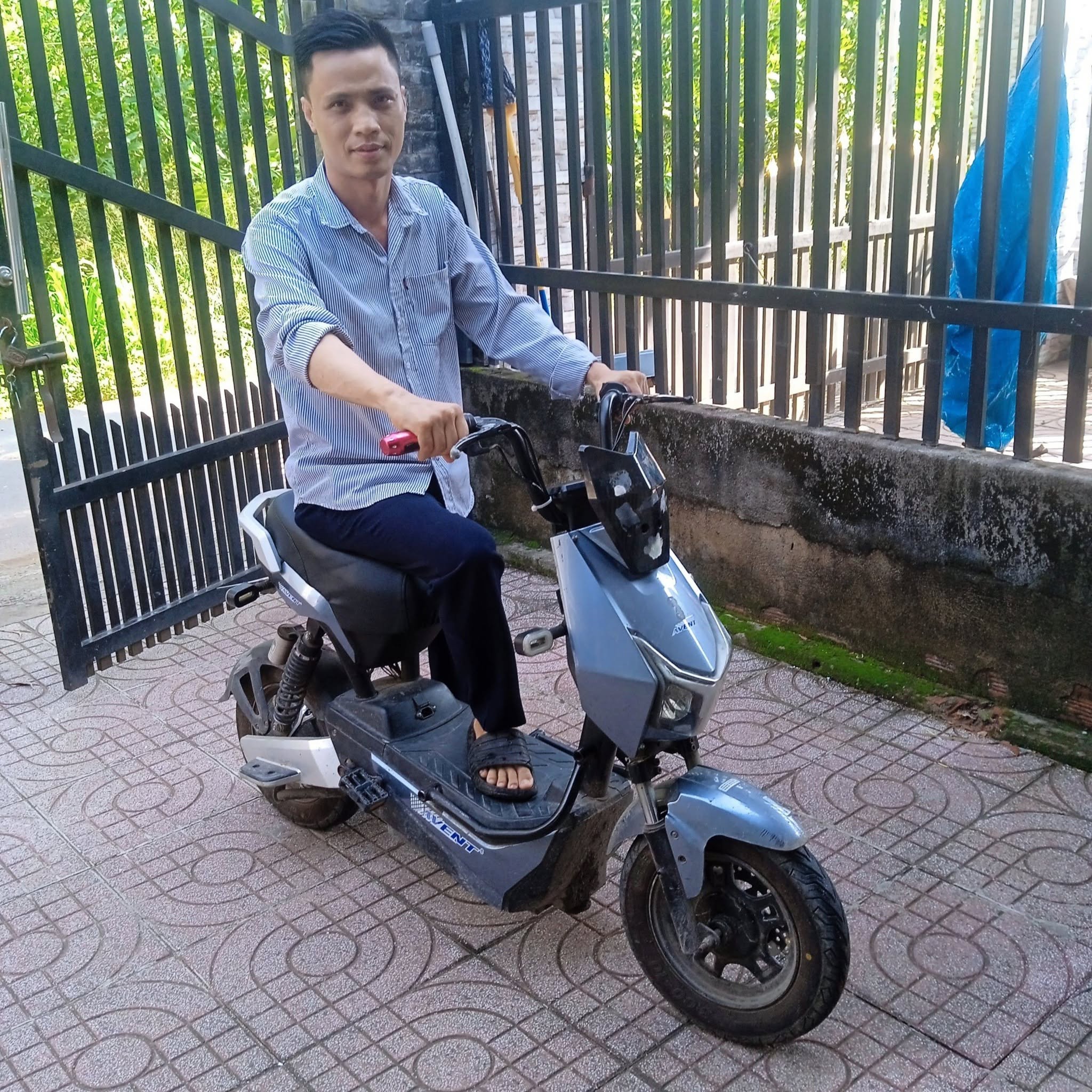 XE ĐIỆN HIỀN HƯƠNG